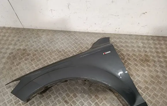 Audi Q7 4L Fender