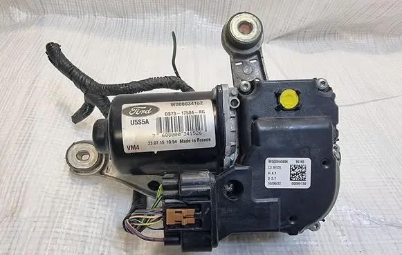 Ford Mondeo MK V Wiper motor DS73-17504-AG