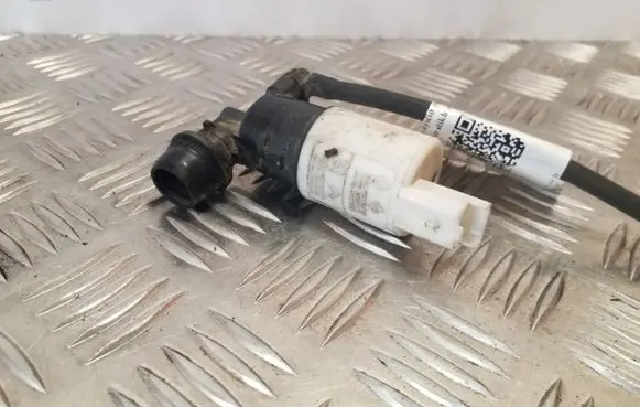 Opel Vivaro Windscreen/windshield washer pump 8200067015
