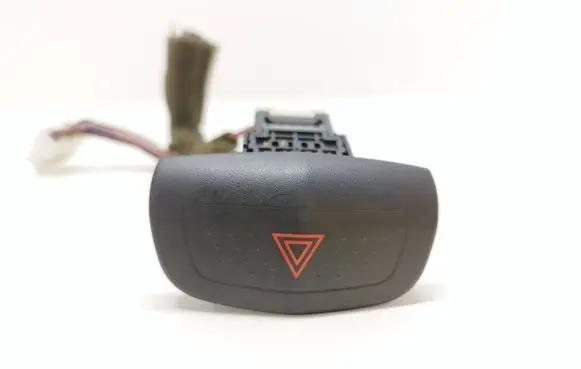 Nissan Primera Hazard light switch 06016