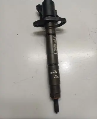 Land Rover Discovery 4 - LR4 Fuel injector 0445116013