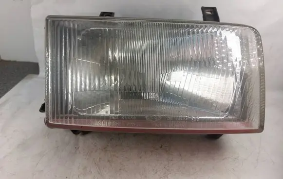 Volkswagen Transporter - Caravelle T4 Headlight/headlamp 0244437 302136 37000