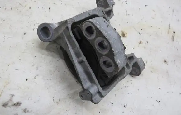 Mazda CX-5 Engine mount vacuum valve KRIS235789