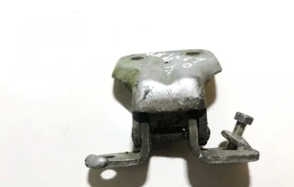 Hyundai Lantra II Rear door lower hinge