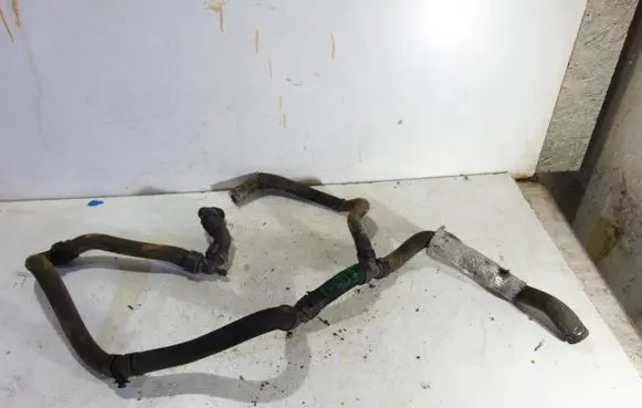 Peugeot 407 Engine coolant pipe/hose
