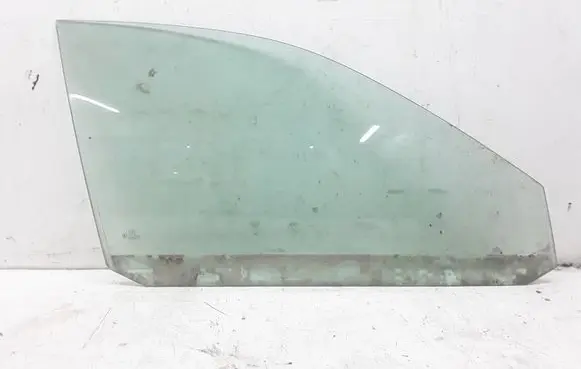 Audi A4 S4 B5 8D Front door window glass four-door AS2M223DOT25