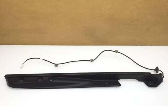 Peugeot 508 II Tailgate trim 1006557 3022729 9814555080