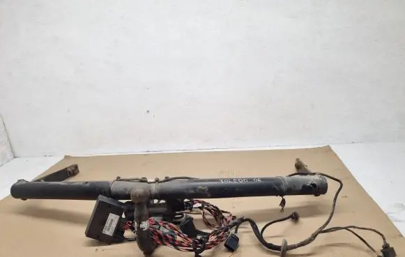 Seat Toledo III (5P) Tow bar set 8P0907383