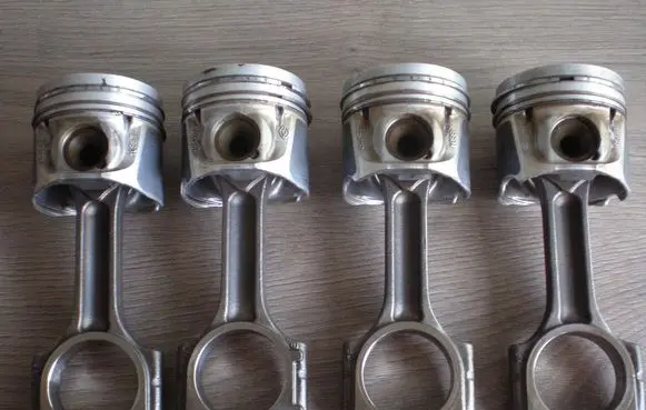 Renault Trafic II (X83) Piston with connecting rod 40262620