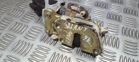 Mitsubishi Galant Rear door lock MR369316