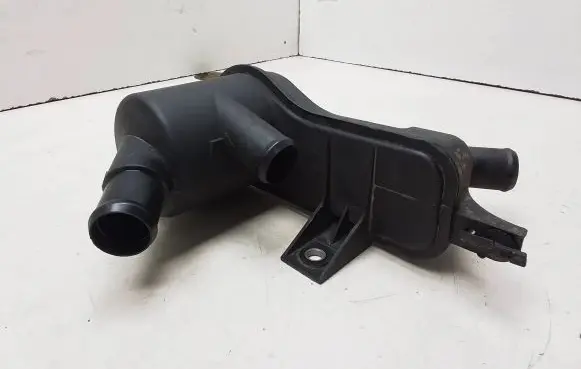 Ford Focus Breather/breather pipe/hose XS4Q6A785AB C8W0A