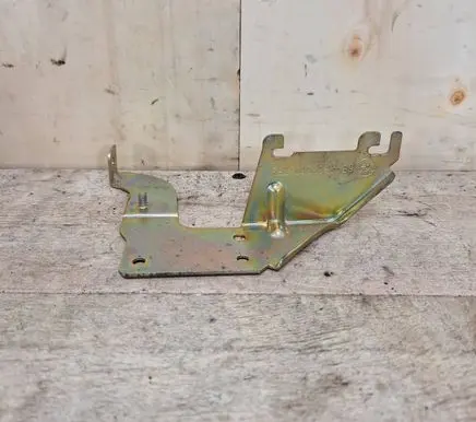 BMW 5 E39 Tie down hook / loop 8360752 65128360752