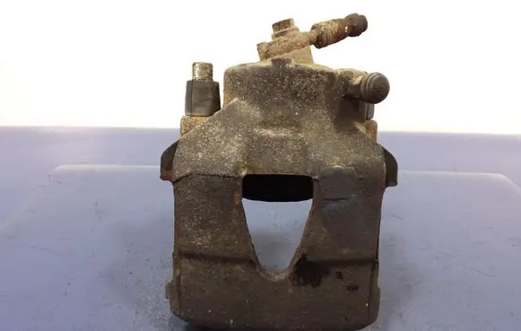 Volkswagen Polo Front brake caliper