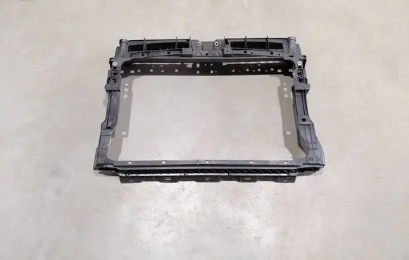 Volkswagen Tiguan Radiator support slam panel 5NA805594K