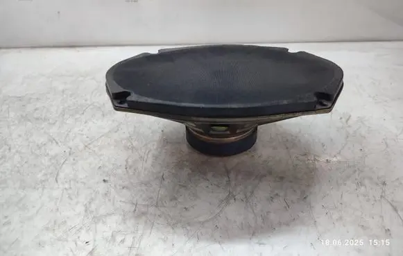 Chrysler 300 - 300C Parcel shelf speaker P05059063AC
