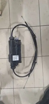 BMW X5 F15 Hand brake control module 6882007 6882652 SW021000