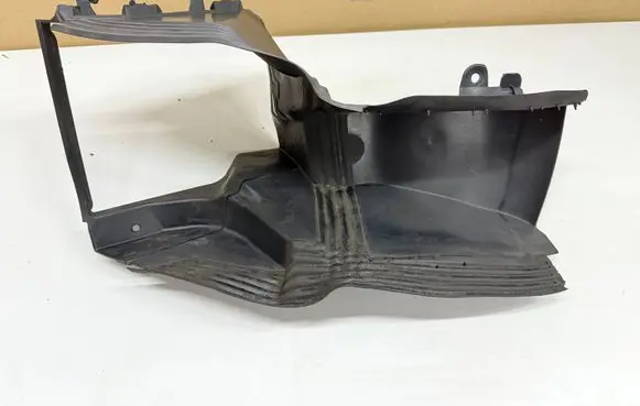 Citroen C4 II Picasso Intercooler air channel guide KIEPICII190226 9676144377