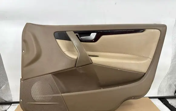 Volvo XC70 Front door card panel trim 2173351