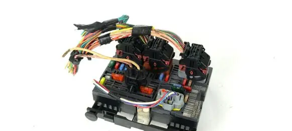 Peugeot 308 BSM Control unit 9664706280 BSMR0500