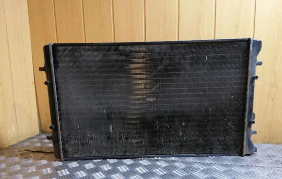 Audi A3 S3 8L Coolant radiator