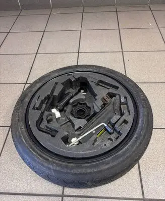 Volkswagen Golf Plus R18 spare wheel 0210380