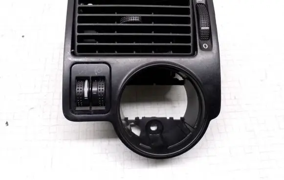 Volkswagen Golf IV Dashboard side air vent grill/cover trim 1J1815715A 1J1819981B 1J0941333A