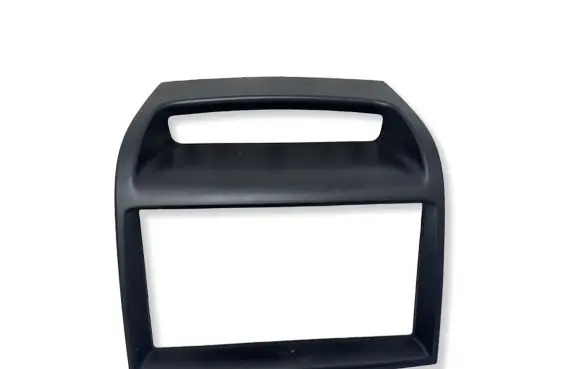 KIA Carnival Radio/GPS head unit trim 847404D050