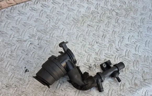 Skoda Octavia Mk2 (1Z) Breather/breather pipe/hose 03C129656D 03C103175G