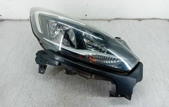 Opel Zafira C Headlight/headlamp 3910763539050534