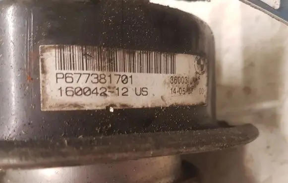 BMW X5 E70 Engine mount bracket 16004212 P677381701