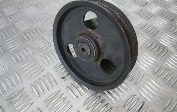 Renault Clio II Belt tensioner pulley 8200171807