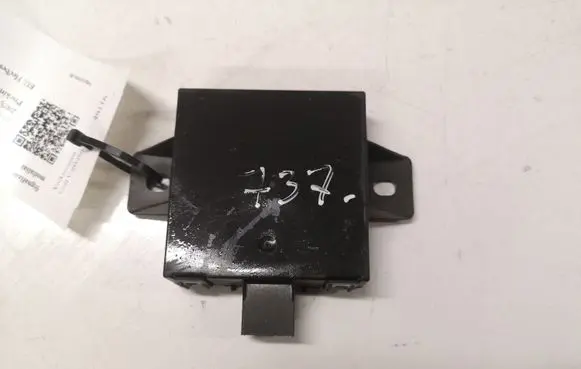 Volkswagen Golf V Alarm control unit/module 1K0907719B 28002223 050042