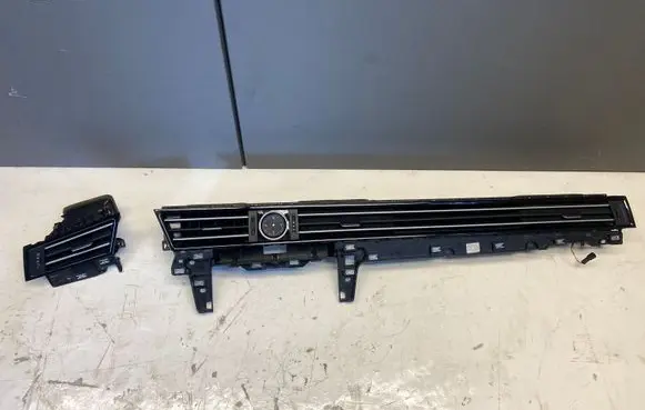 Volkswagen PASSAT B8 Dash center air vent grill 3G1858416 3G1819701D