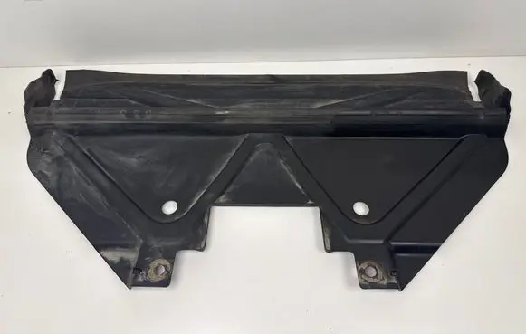 BMW 1 E82 E88 Front bumper skid plate/under tray 7128503 51164310
