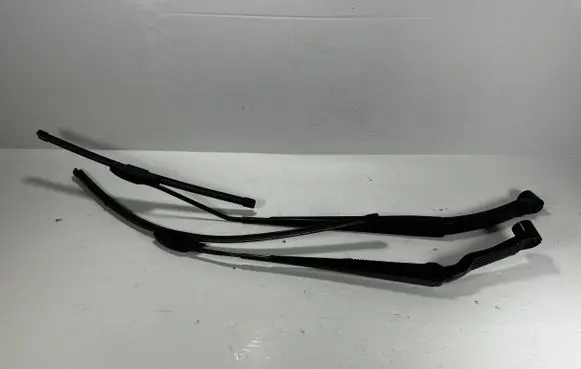 Renault Kadjar Front wiper blade arm