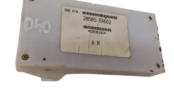 Nissan Navara D40 Seat control module 28565EA602