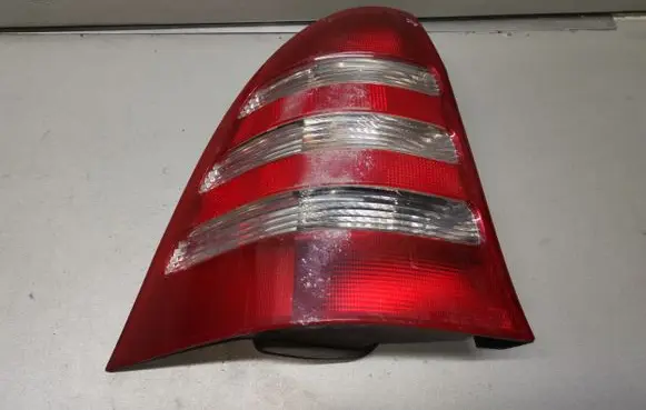 Mercedes-Benz C W203 Rear/tail lights