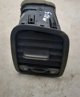 Skoda Yeti (5L) Dashboard side air vent grill/cover trim 5L0819702 8108531