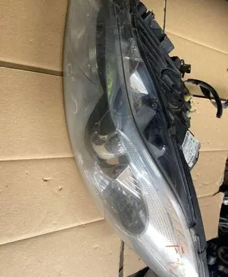 Volvo C30 Headlight/headlamp 0301255601