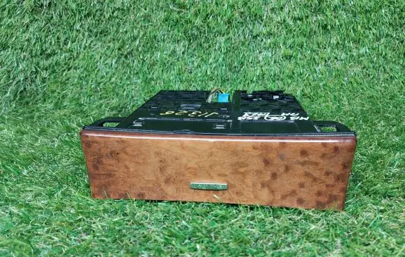 Ashtray (front)