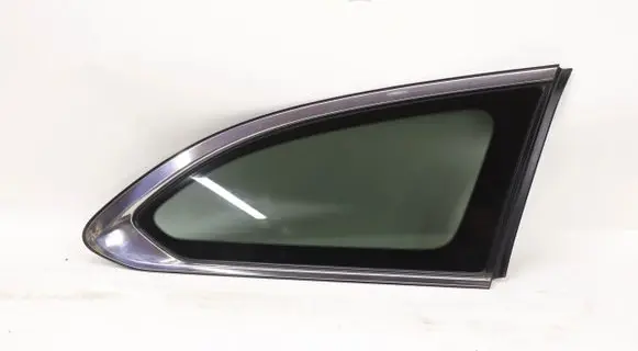 Mazda 6 Rear side window 5784002