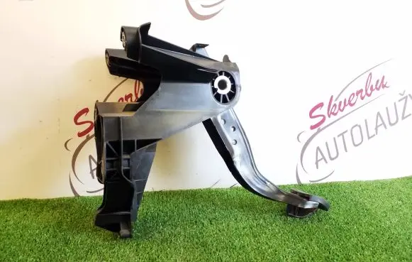 Volkswagen T-Roc Brake pedal 5Q1721058EA 5Q1721058