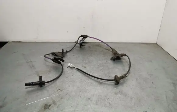 Toyota RAV 4 (XA40) ABS rear brake sensor 8854548070