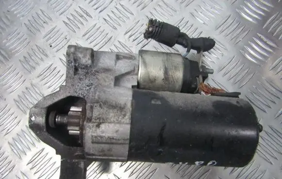 Peugeot 307 Starter motor 1005831356