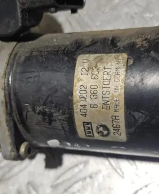 BMW 5 E39 Wiper motor 404202 8360603