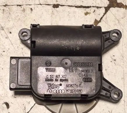 Volkswagen Sharan Air flap motor/actuator 0132801302 663827H 8E1820511C