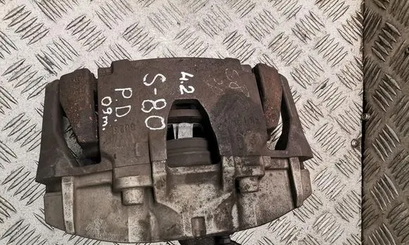 Volvo S80 Front brake caliper 945