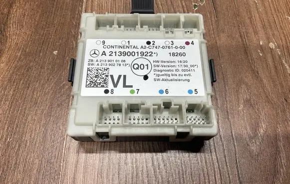 Mercedes-Benz E W213 Door control unit/module A2139001922