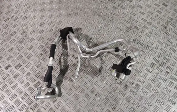 Jaguar E-Pace Air conditioning (A/C) pipe/hose HJ3219A634AD