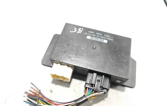 Volkswagen PASSAT B5.5 Comfort/convenience module 3B0959798 5DK00775600 T32297